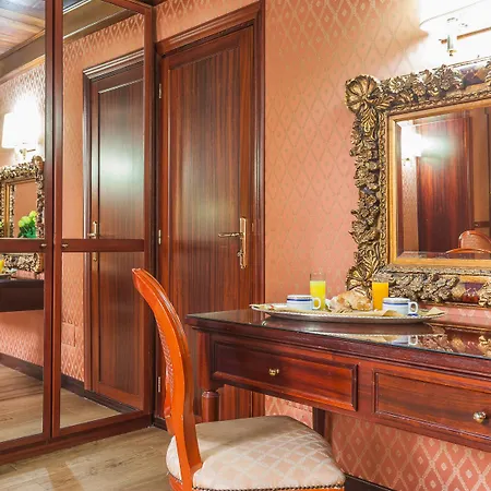 Hotel Galles